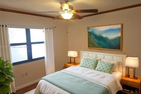 Condo in Plantation, Florida, 2 bedrooms  № 1953648 - photo 24