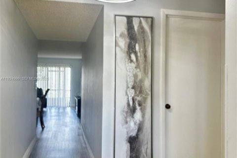 Condominio en alquiler en Lake Worth, Florida, 2 dormitorios, 126.35 m2 № 1993065 - foto 2