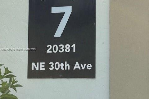 Condominio en alquiler en Aventura, Florida, 2 dormitorios, 108.7 m2 № 1928677 - foto 6