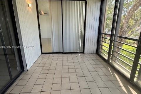 Condominio en alquiler en Aventura, Florida, 2 dormitorios, 108.7 m2 № 1928677 - foto 30