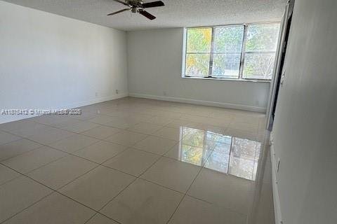 Condominio en alquiler en Aventura, Florida, 2 dormitorios, 108.7 m2 № 1928677 - foto 10