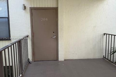 Condominio en alquiler en Aventura, Florida, 2 dormitorios, 108.7 m2 № 1928677 - foto 7