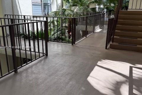 Condominio en alquiler en Aventura, Florida, 2 dormitorios, 108.7 m2 № 1928677 - foto 3