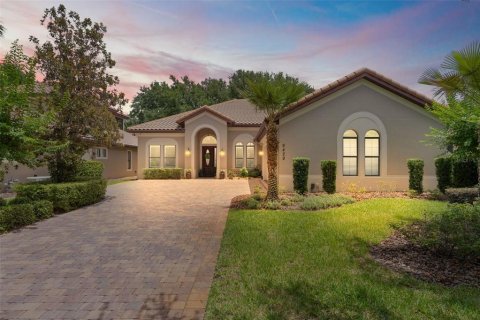 House in Howey-in-the-Hills, Florida 4 bedrooms, 179.49 sq.m. № 2198567 - photo 2