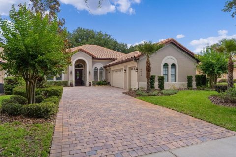 House in Howey-in-the-Hills, Florida 4 bedrooms, 179.49 sq.m. № 2198567 - photo 4