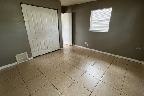 Apartment in Winter Haven, Florida 2 bedrooms, 59.83 sq.m. № 2391495 - photo 3
