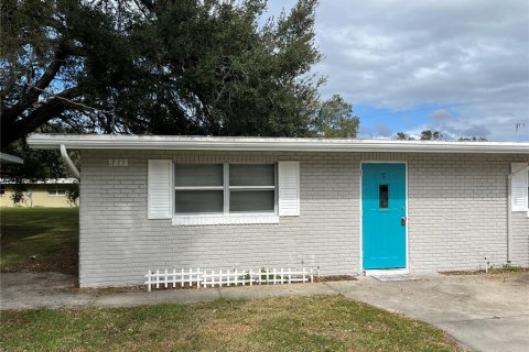 Apartment in Winter Haven, Florida 2 bedrooms, 59.83 sq.m. № 2391495