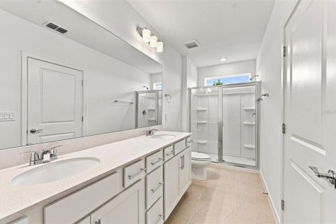 House in Wildwood, Florida 4 bedrooms, 146.79 sq.m. № 2234367 - photo 9