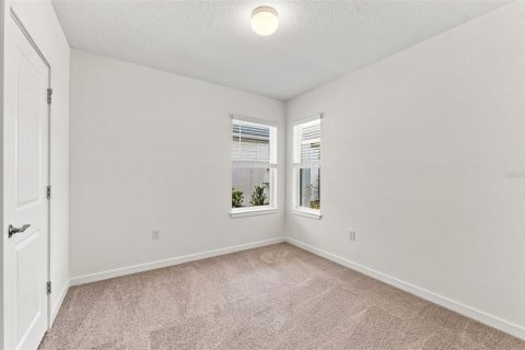 House in Wildwood, Florida 4 bedrooms, 146.79 sq.m. № 2234367 - photo 14