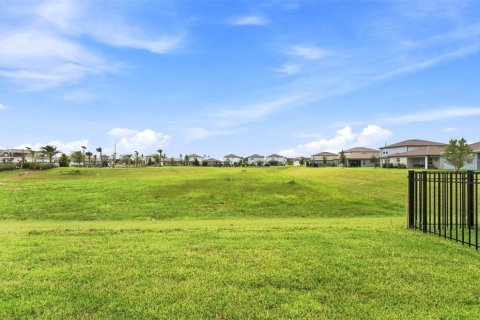 House in Wildwood, Florida 4 bedrooms, 146.79 sq.m. № 2234367 - photo 18