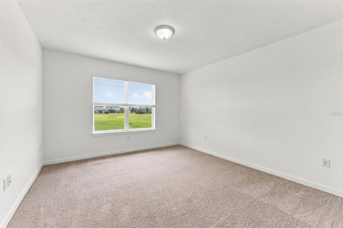 House in Wildwood, Florida 4 bedrooms, 146.79 sq.m. № 2234367 - photo 8