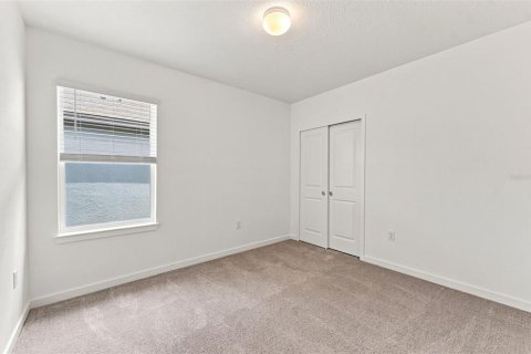 House in Wildwood, Florida 4 bedrooms, 146.79 sq.m. № 2234367 - photo 15