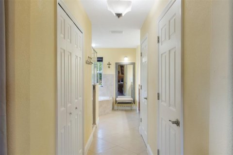 House in Altamonte Springs, Florida 4 bedrooms, 237.18 sq.m. № 1894662 - photo 16