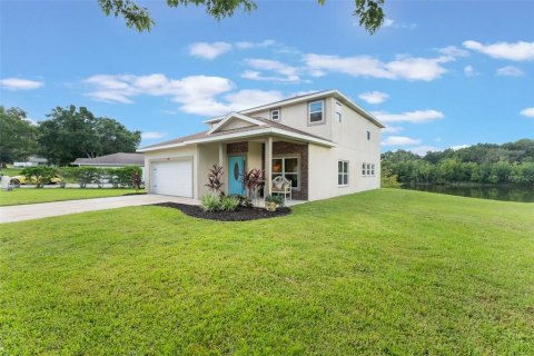 House in Altamonte Springs, Florida 4 bedrooms, 237.18 sq.m. № 1894662 - photo 4
