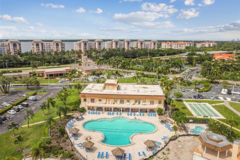 Condo in Saint Petersburg, Florida, 1 bedroom  № 1767181 - photo 14