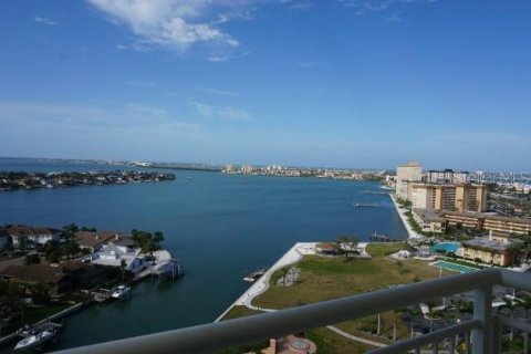 Condo in Saint Petersburg, Florida, 1 bedroom  № 1767181 - photo 27
