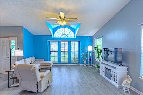House in Sanford, Florida 3 bedrooms, 117.06 sq.m. № 1821261 - photo 4