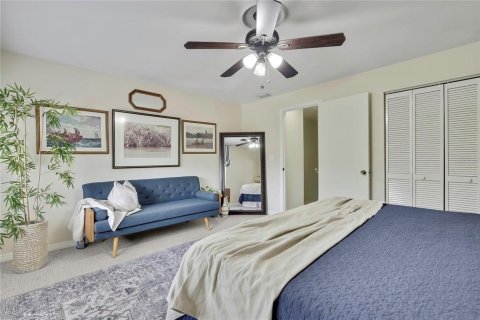 Condo in Crystal River, Florida, 2 bedrooms  № 2379145 - photo 17