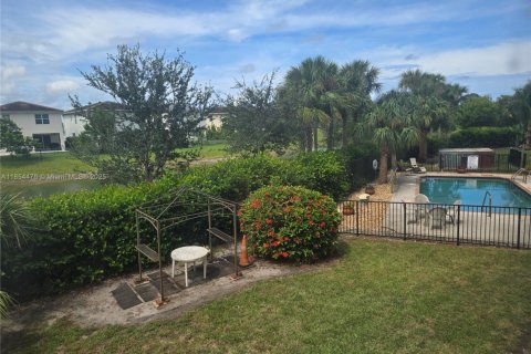 Снять в аренду кондоминиум в Дирфилд-Бич, Флорида 1 спальня, 61.32м2, № 1958716 - фото 16