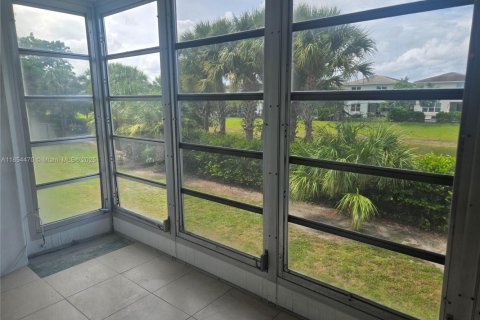 Снять в аренду кондоминиум в Дирфилд-Бич, Флорида 1 спальня, 61.32м2, № 1958716 - фото 15