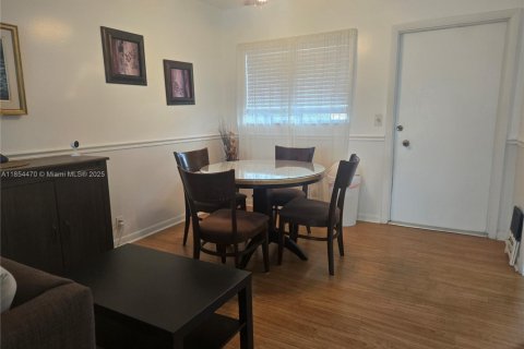 Снять в аренду кондоминиум в Дирфилд-Бич, Флорида 1 спальня, 61.32м2, № 1958716 - фото 6