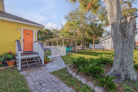 Casa en venta en New Smyrna Beach, Florida, 4 dormitorios, 210.7 m2 № 1533451 - foto 15