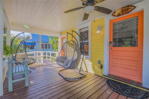 Casa en venta en New Smyrna Beach, Florida, 4 dormitorios, 210.7 m2 № 1533451 - foto 12