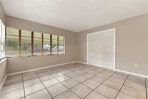 Villa ou maison à louer à Tampa, Floride: 2 chambres, 82.22 m2 № 2408143 - photo 4