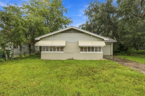 Villa ou maison à louer à Tampa, Floride: 2 chambres, 82.22 m2 № 2408143 - photo 2