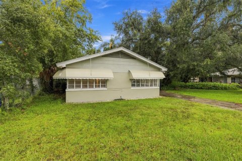 Villa ou maison à Tampa, Floride 2 chambres, 82.22 m2 № 2408143