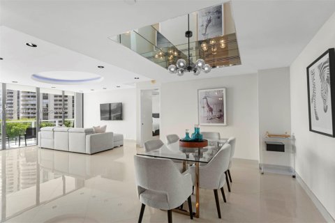 Condominio en venta en Aventura, Florida, 2 dormitorios, 168.62 m2 № 1994420 - foto 6