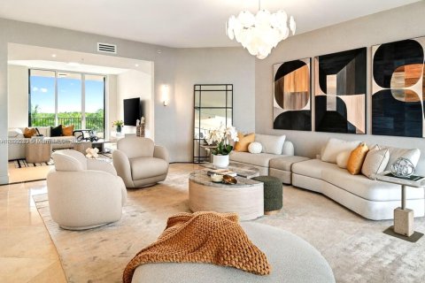 Condominio en venta en Coral Gables, Florida, 3 dormitorios, 276.11 m2 № 1935754 - foto 2