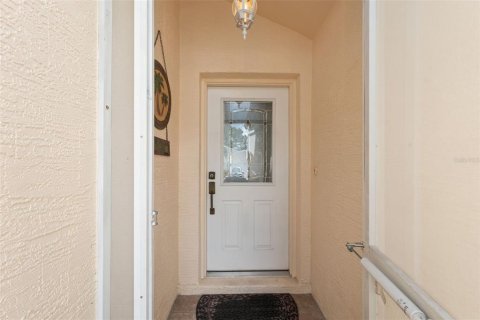 Villa ou maison à vendre à New Port Richey, Floride: 2 chambres, 117.43 m2 № 1899536 - photo 4