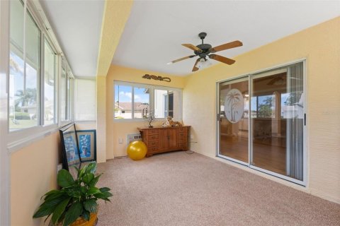 Villa ou maison à vendre à New Port Richey, Floride: 2 chambres, 117.43 m2 № 1899536 - photo 27
