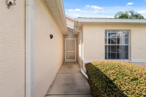 Villa ou maison à vendre à New Port Richey, Floride: 2 chambres, 117.43 m2 № 1899536 - photo 3