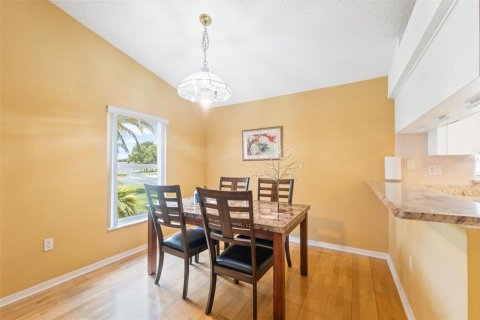 Villa ou maison à vendre à New Port Richey, Floride: 2 chambres, 117.43 m2 № 1899536 - photo 10