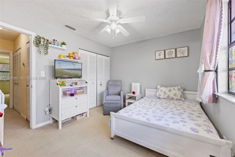 Adosado en venta en Pembroke Pines, Florida, 2 dormitorios, 113.62 m2 № 2064050 - foto 11