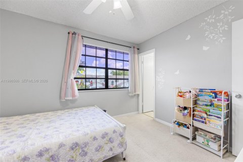 Adosado en venta en Pembroke Pines, Florida, 2 dormitorios, 113.62 m2 № 2064050 - foto 12