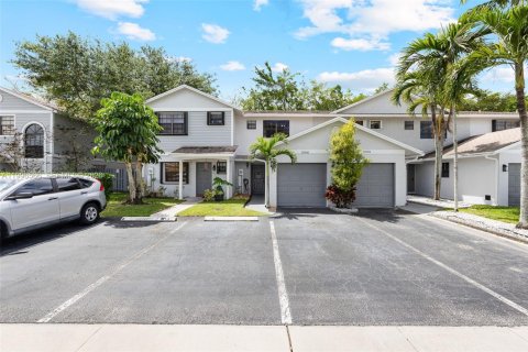 Adosado en venta en Pembroke Pines, Florida, 2 dormitorios, 113.62 m2 № 2064050 - foto 30
