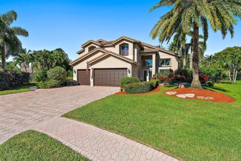 Villa ou maison à Palm City, Floride 6 chambres, 462.75 m2 № 2183861