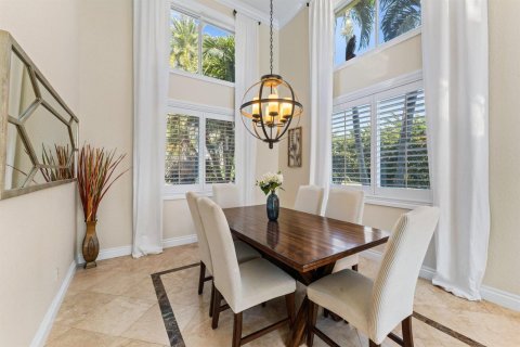 Villa ou maison à vendre à Palm City, Floride: 6 chambres, 462.75 m2 № 2183861 - photo 10