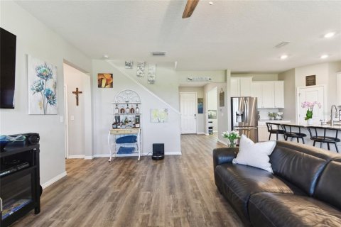 House in Parrish, Florida 4 bedrooms, 255.76 sq.m. № 2406243 - photo 26