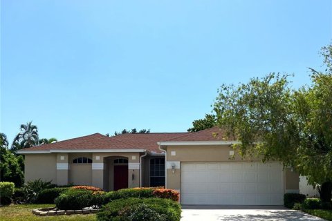 House in Bradenton, Florida 3 bedrooms, 139.26 sq.m. № 2359308