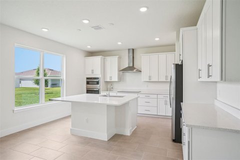 Casa en venta en Mount Dora, Florida, 4 dormitorios, 246.19 m2 № 2317286 - foto 4