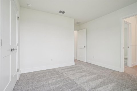 Casa en venta en Mount Dora, Florida, 4 dormitorios, 246.19 m2 № 2317286 - foto 17