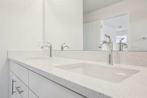 Casa en venta en Mount Dora, Florida, 4 dormitorios, 246.19 m2 № 2317286 - foto 23