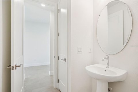 Casa en venta en Mount Dora, Florida, 4 dormitorios, 246.19 m2 № 2317286 - foto 12