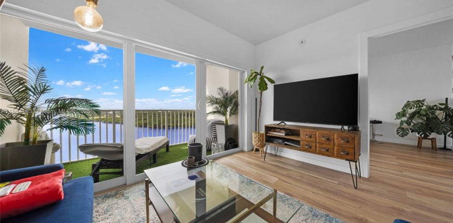 Condo à Sunny Isles Beach, Floride, 1 chambre № 1872465