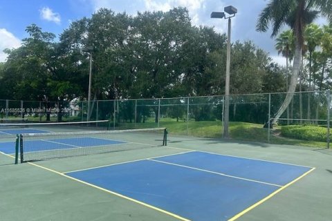 Снять в аренду коммерческую недвижимость в Плантация, Флорида 1 спальня, 27.87м2, № 1961231 - фото 14