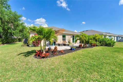 House in Fort Myers, Florida 4 bedrooms, 168.34 sq.m. № 1617992 - photo 5